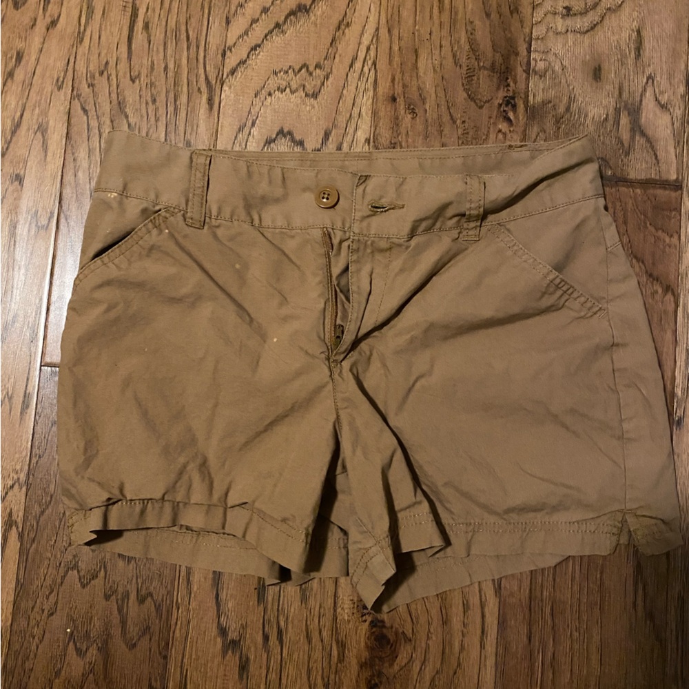 **FLAWED** Columbia Shorts